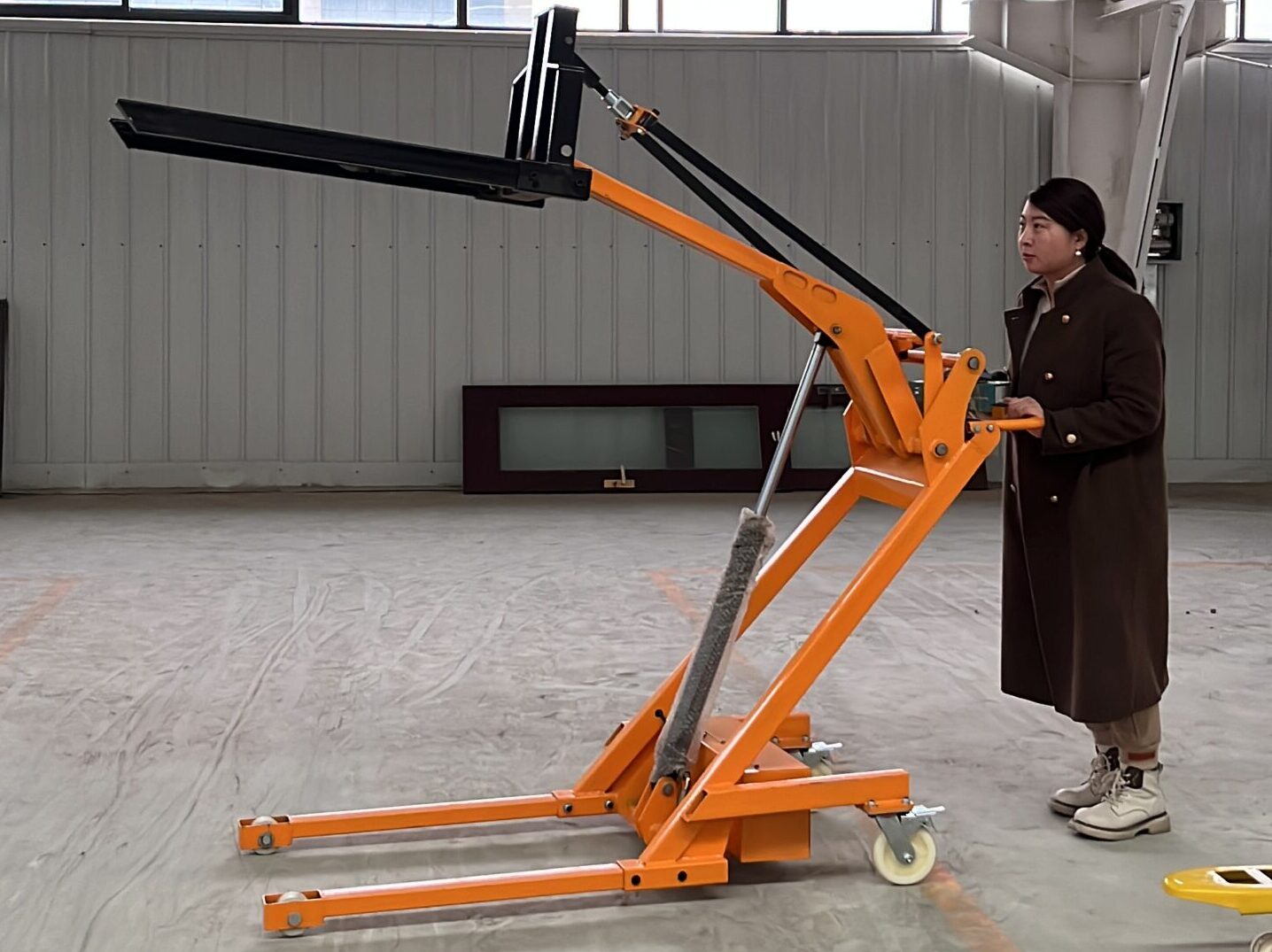 hydraulic crane lifter